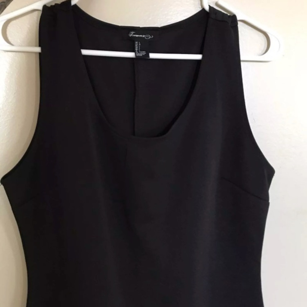 Forever 21 Black form fitting dress