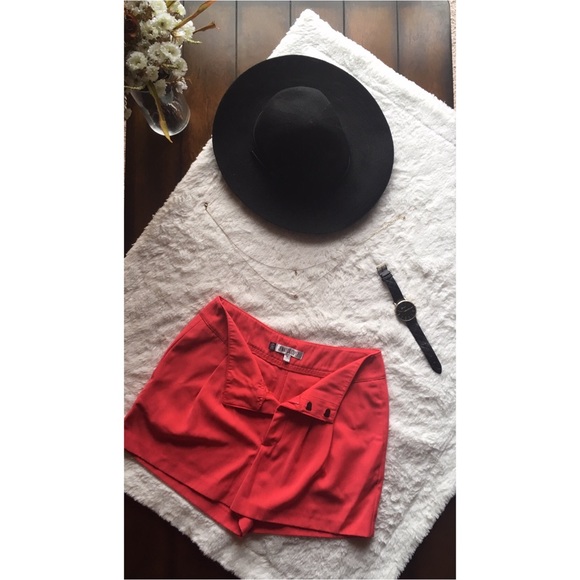 Jennifer Lopez Short (High Waist) (Salmon) - Picture 2 of 2