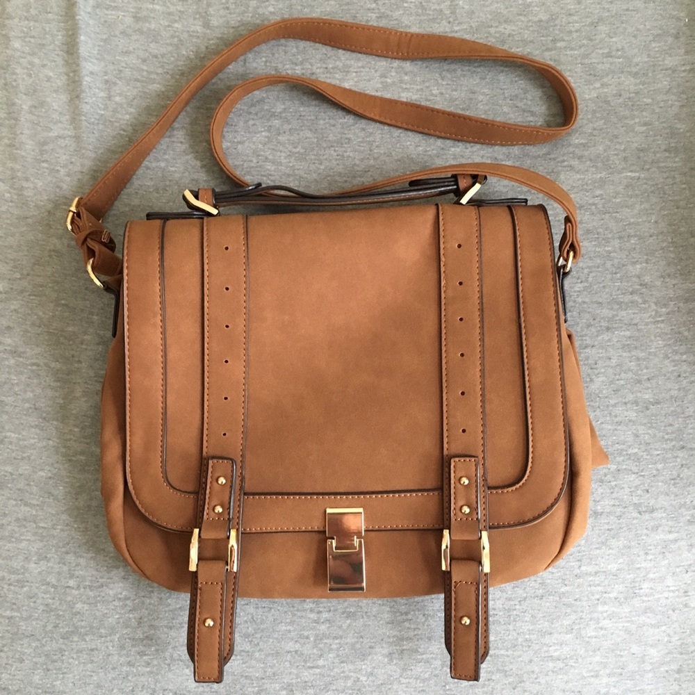 Brown suede handbag purse ✨ DONATING SOON
