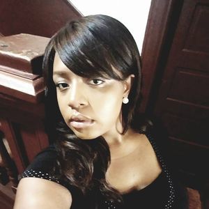 Meet your Posher, Nicole