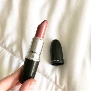 MAC Velvet Teddy Matte Lipstick