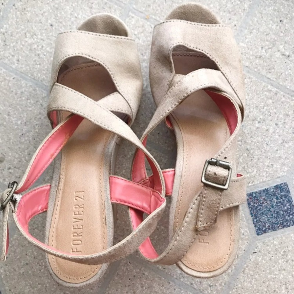 Forever 21 tan and peach wedges