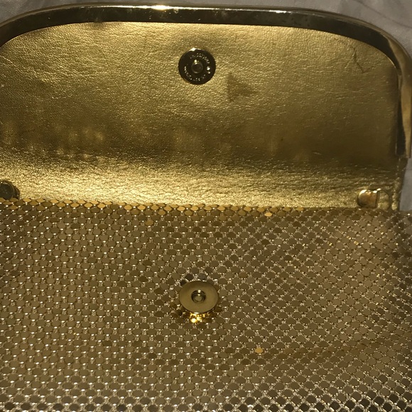 Chic Gold Clutch - Picture 4 of 4