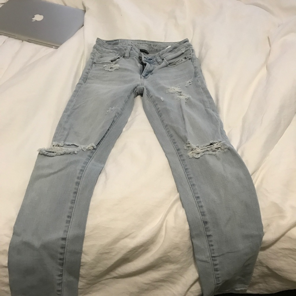 Ripped Skinny Jeans