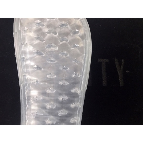 Pre🥰 FENTY by Rihanna PUMA slides - Picture 4 of 5