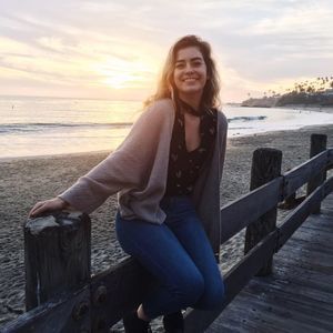 Meet your Posher, Leona