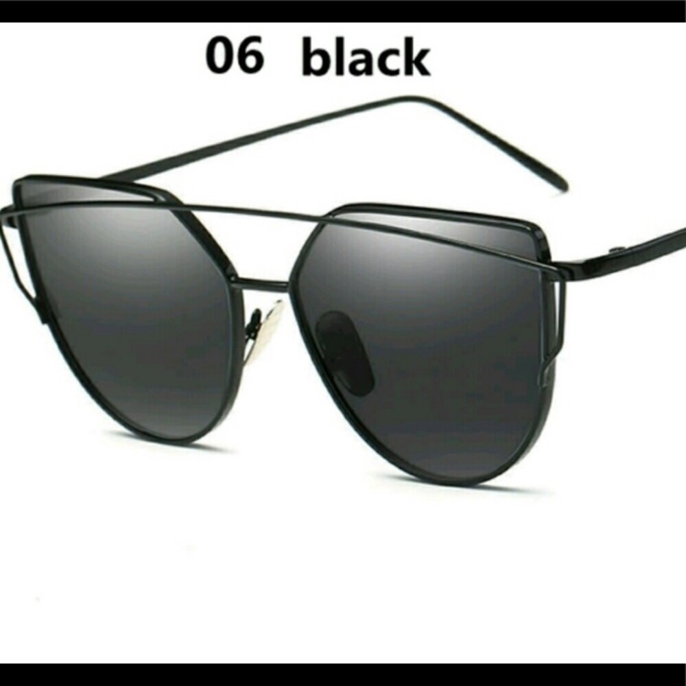 Black metal frame cat eye aviator sunglasses