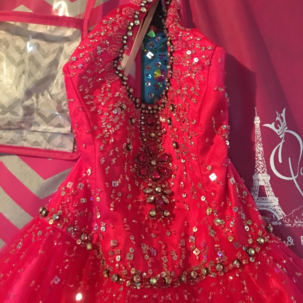 Pageant dress