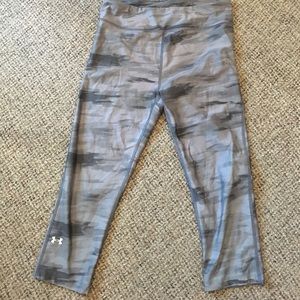 Under Armour crop leggings