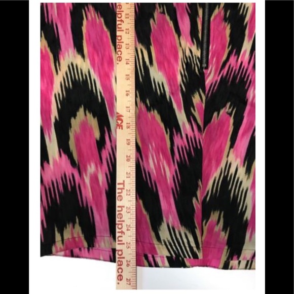 Michael Kors Sleeveless top⭐️ - Picture 4 of 8