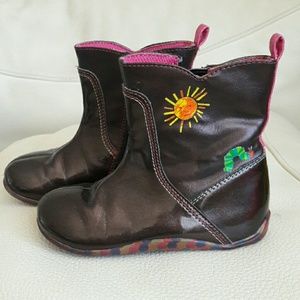 Sunshine Caterpillar Bootics Eric Carle 6.5M