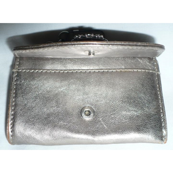 Juicy Couture Metallic Silver Leather Embellished Crown Coin Purse Wallet - Picture 3 of 8