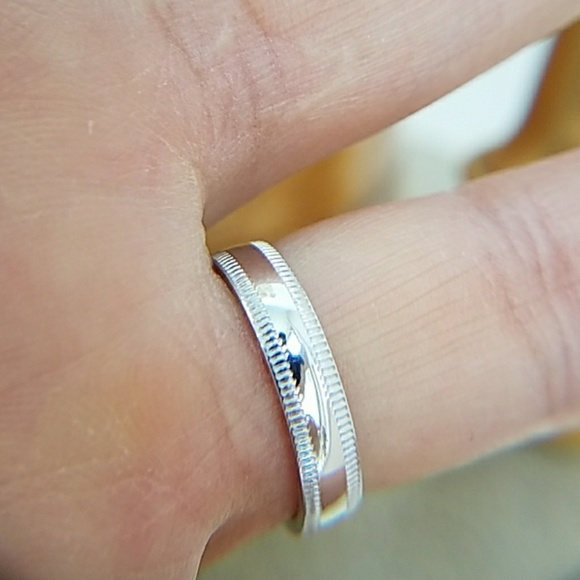 3mm 14k Gold plated Wedding Band - Picture 4 of 7