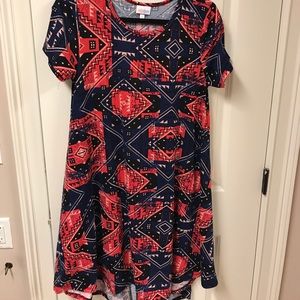 EUC lularoe Carly