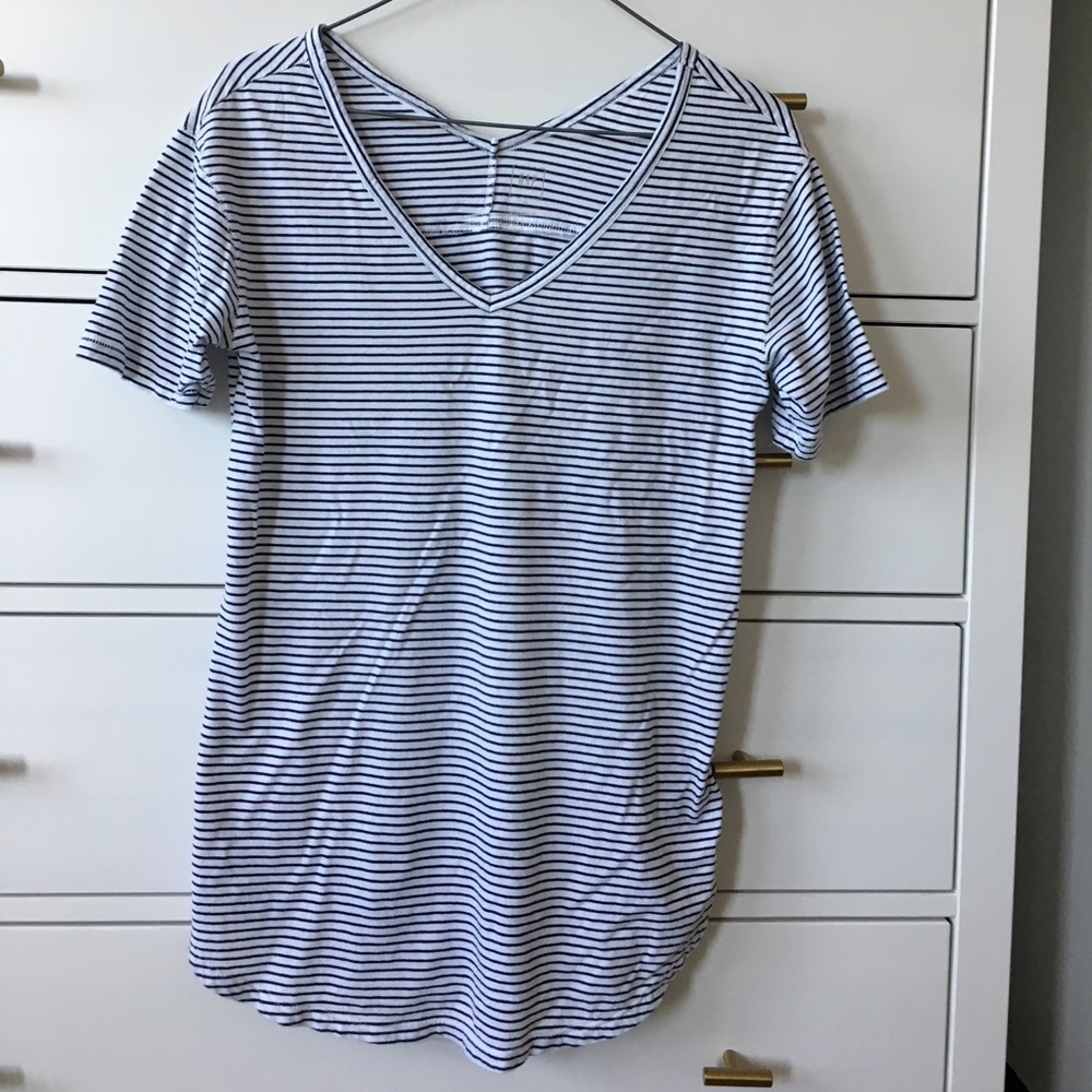 White/navy maternity shirt