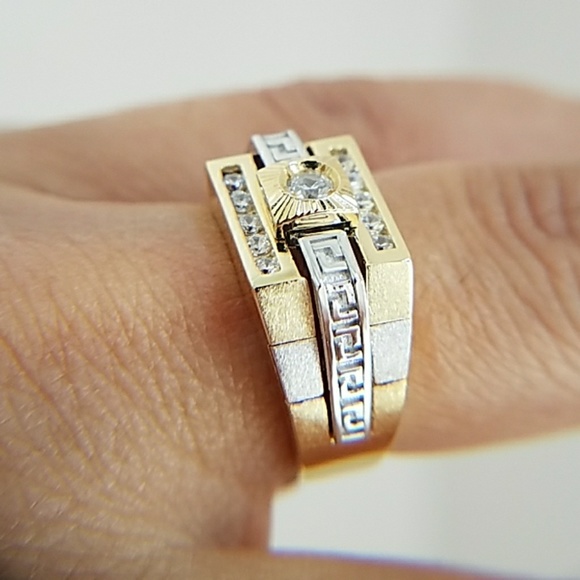 14k Gold plated men's Wedding Band Ring Size 9 - Picture 2 of 8