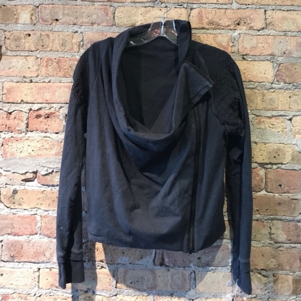 LAST DAY OF LISTING Lululemon cowl neck sweatshirt