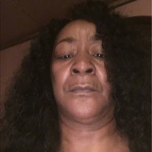 Meet your Posher, Ella