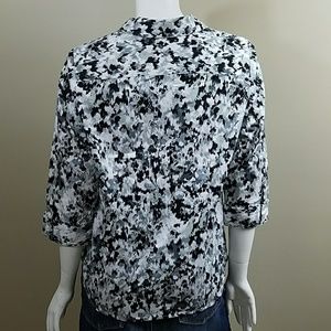 212 Collection Tops - 212 Collection Print Shirt 212 Collection Tops - 212 Collection Print Shirt