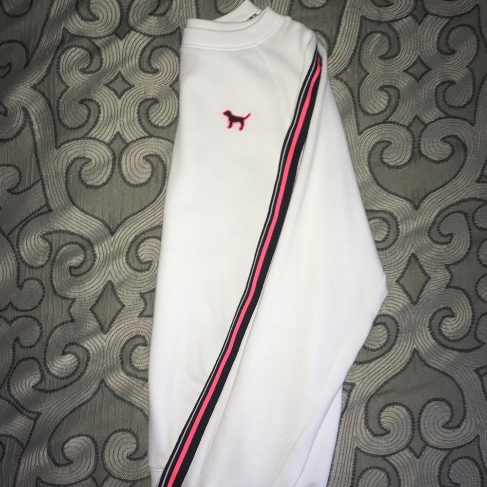 PINK crew neck sweatshirt