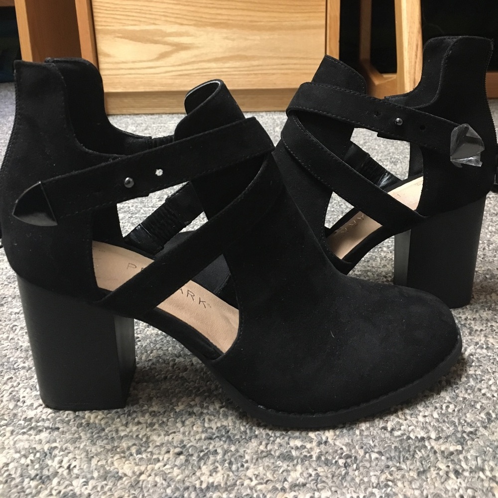 Primark heeled booties