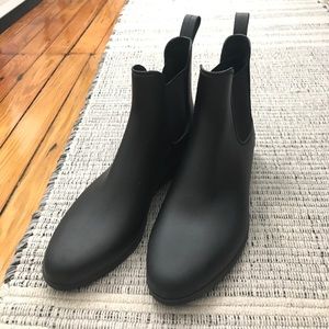 Rain boots