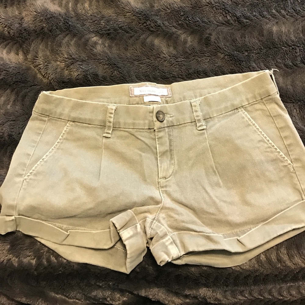 Abercrombie and Fitch stretch shorts