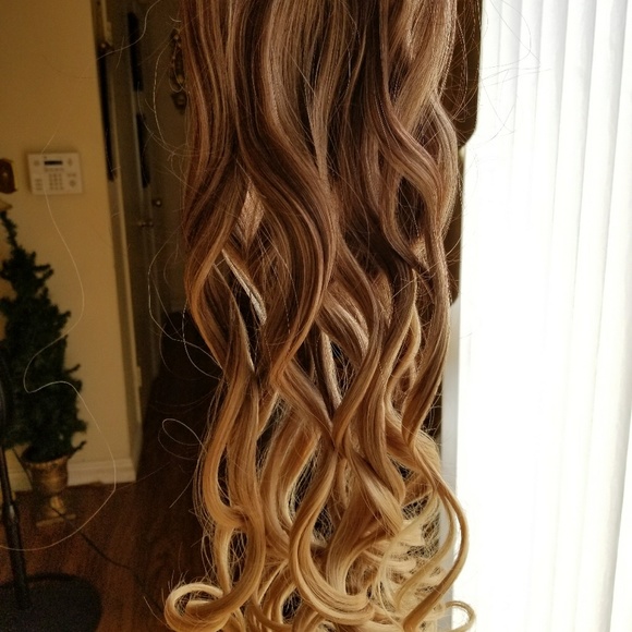 Ombre light Brown to Blonde Clip in Extension main image 8