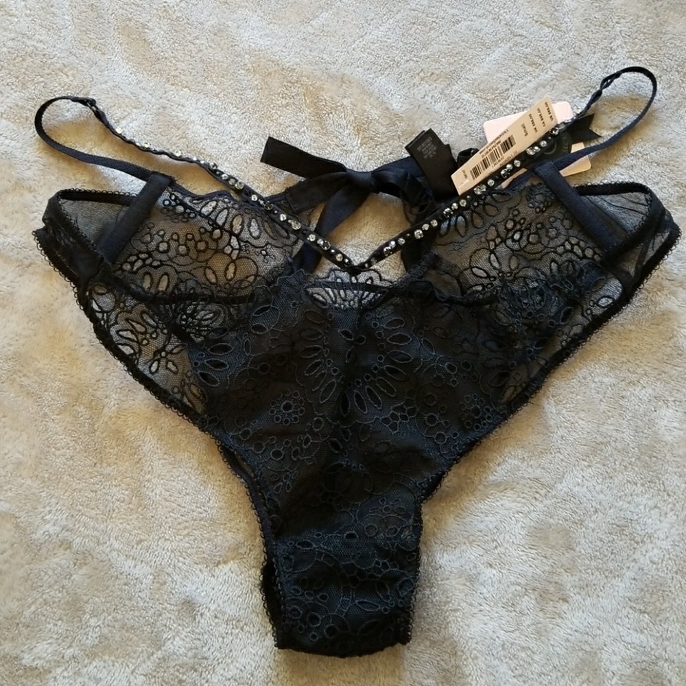 Victoria's Secret Designer Collection panty - Picture 2 of 7