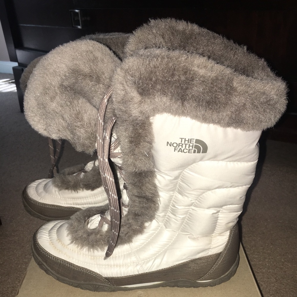 ‼️REDUCED‼️ NORTH FACE winter boots! Worn one time