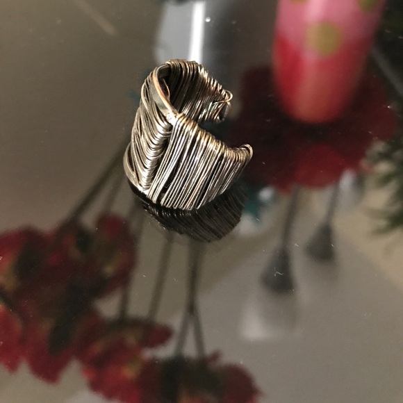 Wire ring - Picture 2 of 6