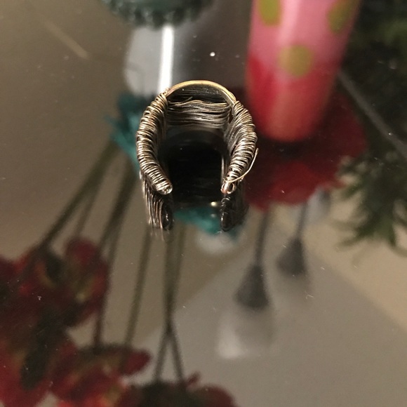 Wire ring - Picture 3 of 6