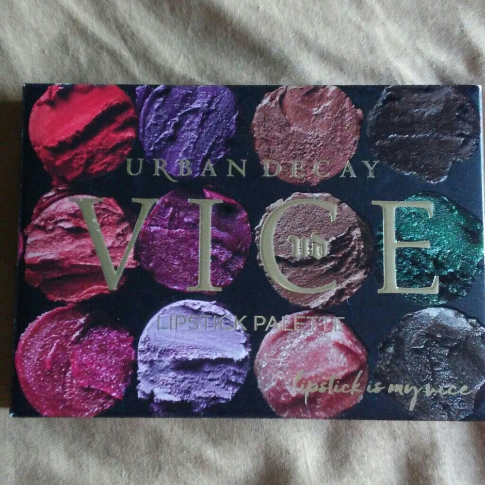 Urban Decay Junkie Vice Lipstick palette