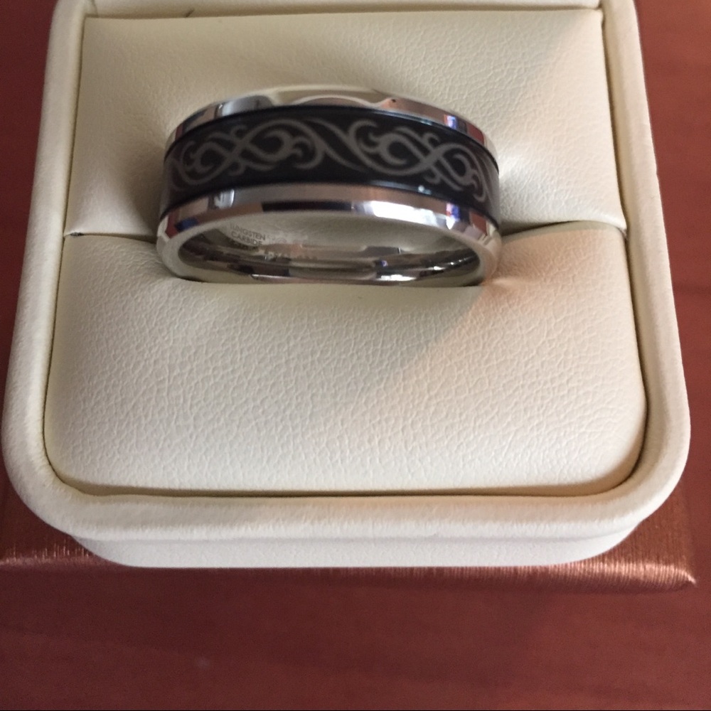 New men’s wedding band size 12