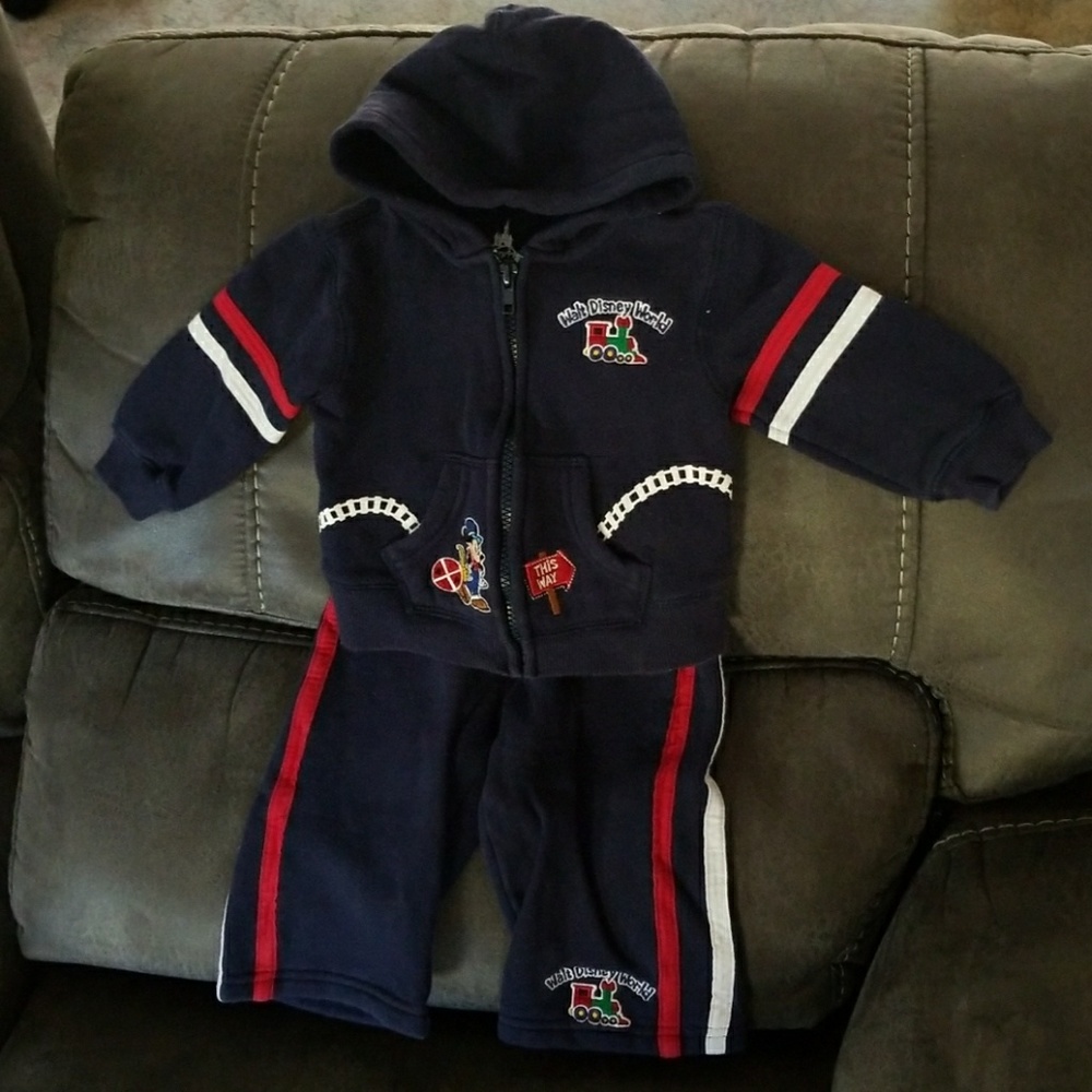 Disney sweats outfit
