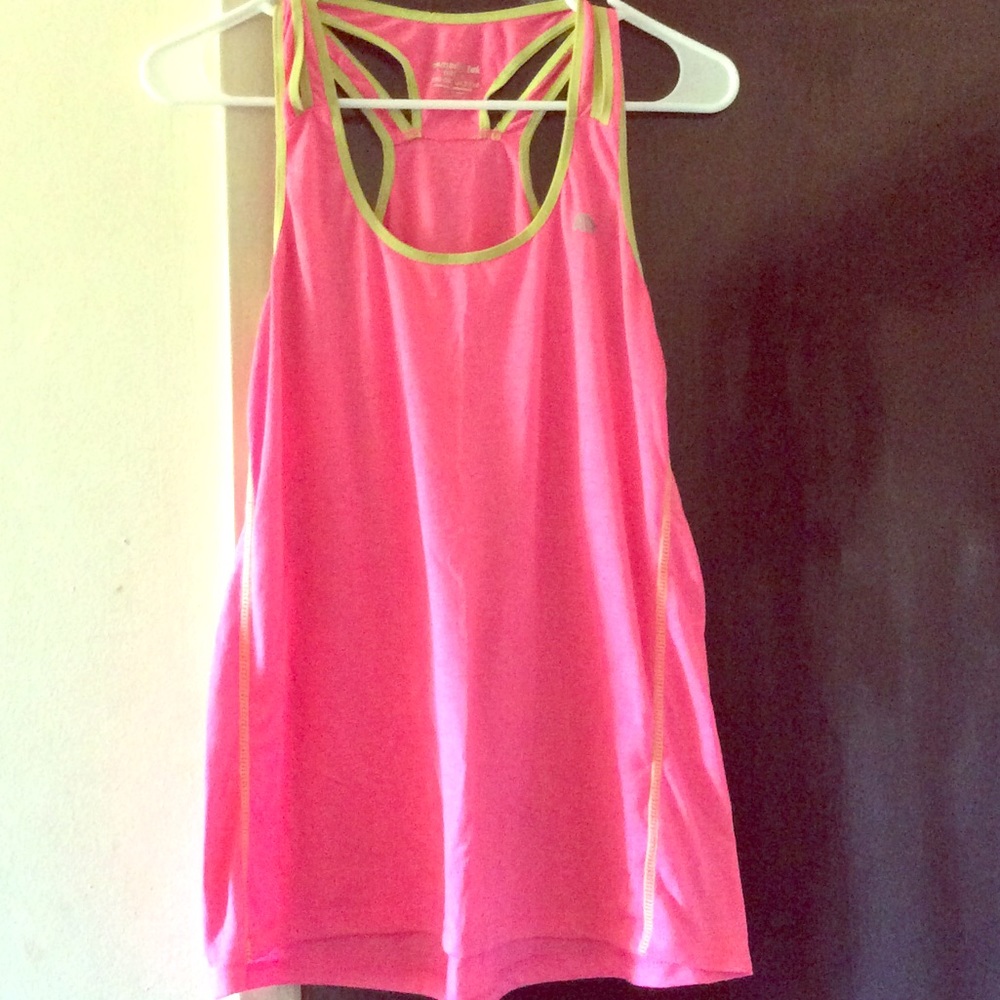 Active wear tank top