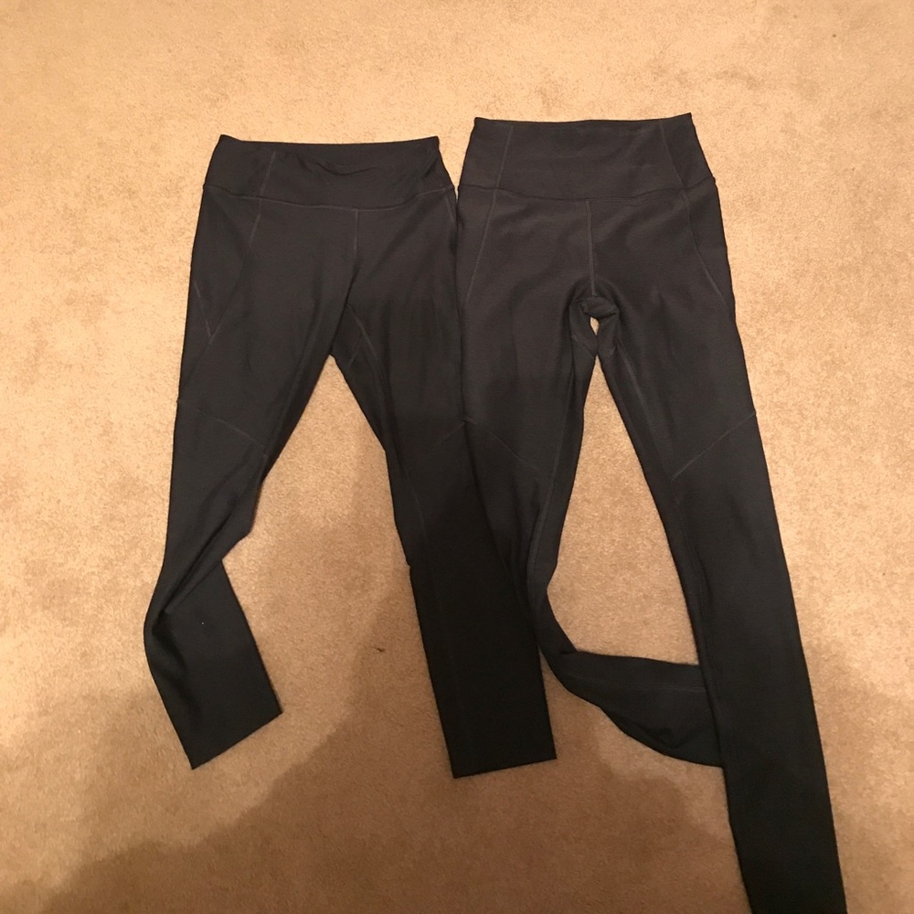 2 pairs of outdoor voices warm up leggings.