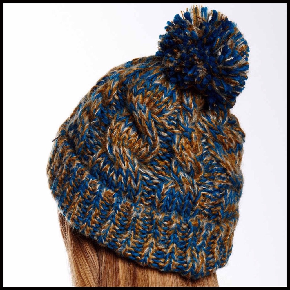 ❤️GIFT PERFECT❤️LUXE COZY POM POM KNIT BEANIE - Picture 4 of 6