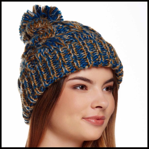 ❤️GIFT PERFECT❤️LUXE COZY POM POM KNIT BEANIE - Picture 3 of 6