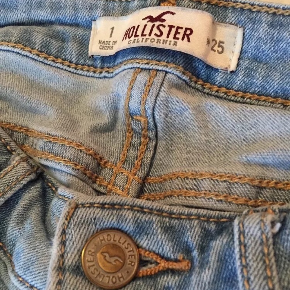 Hollister Light Wash Crop Jeans Size 1 W 25 Skinny