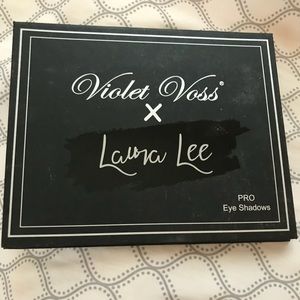 Laura Lee x Violet Voss palette