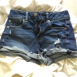 American eagle distressed shorts ;)