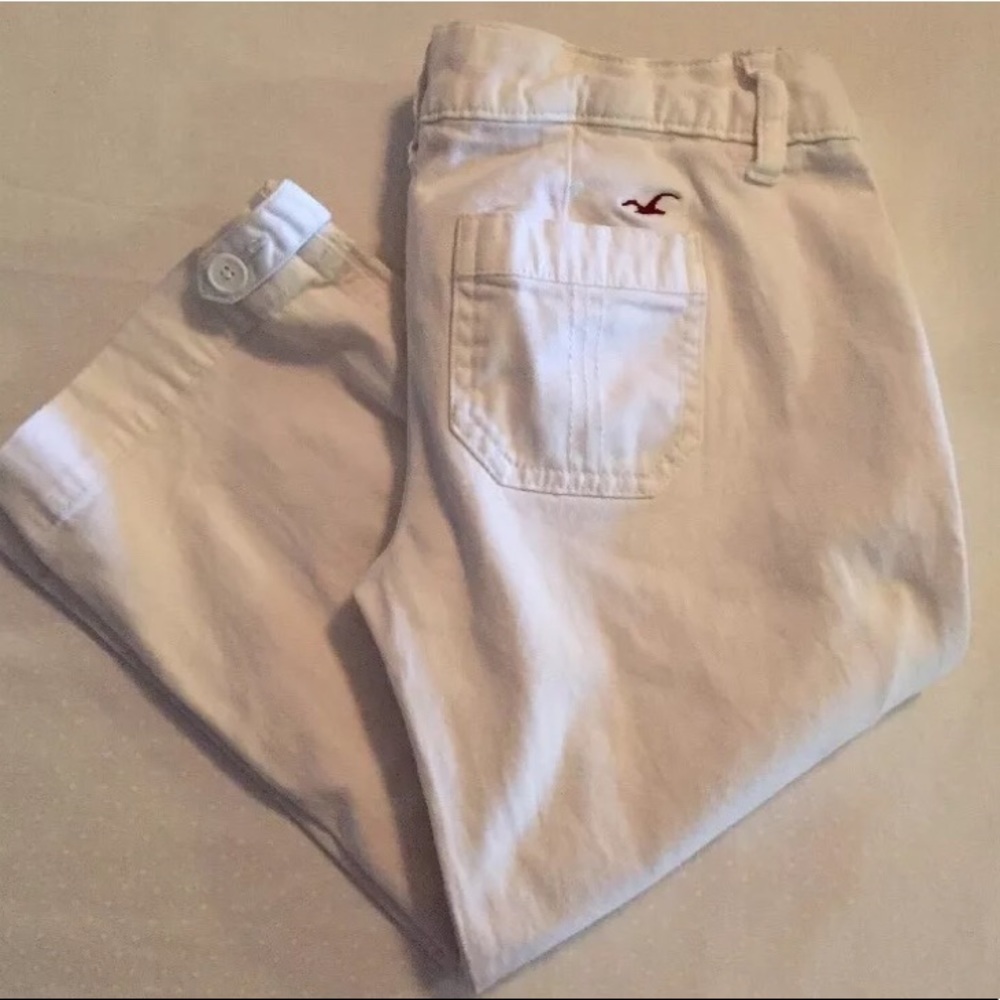 Hollister White Stretchy Crop Capri Pants Size 0