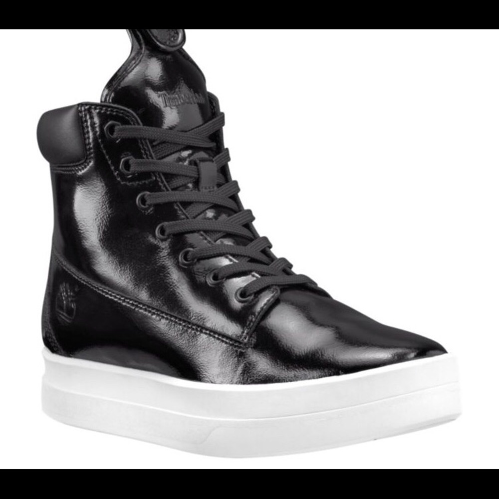 Women’s Timberland Mayliss boots