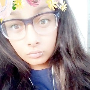 Meet your Posher, Anisa