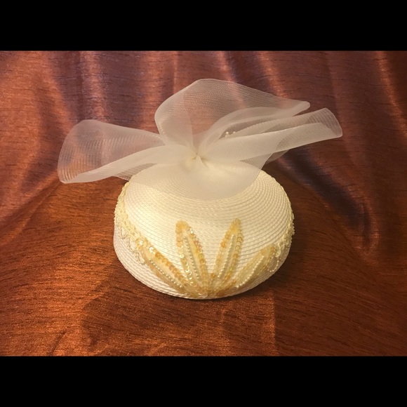 Vintage Church Hat main image 2