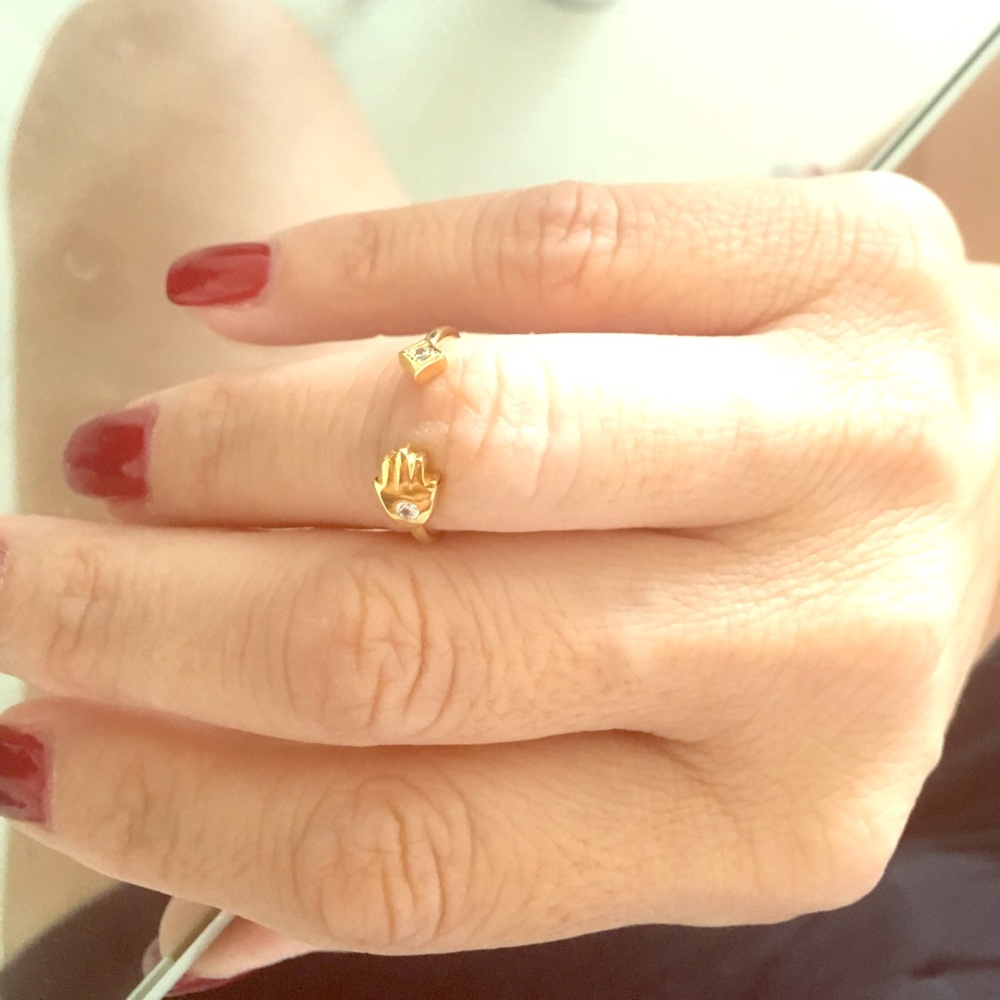 Hamsa mid finger ring-Gold