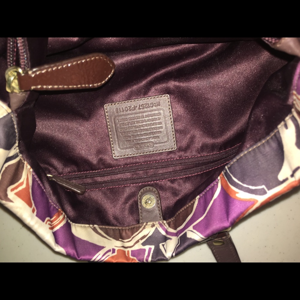 Purse - Picture 5 of 8