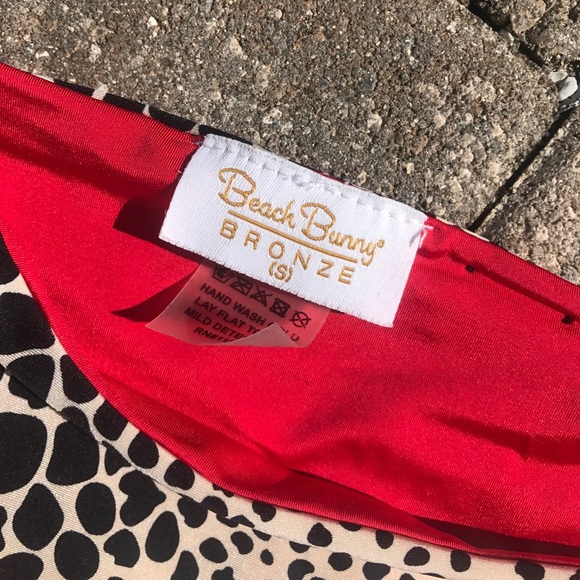 Beach Bunny 'Girl On Fire' hipster bottom - Picture 5 of 5