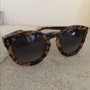 Henri Bendel Sunglasses
